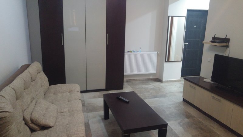 Militari Residence-, Complex Avangarde, langa Auchan si Mall,